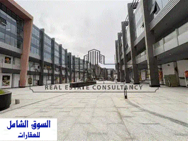 مكتب اداري للبيع في مشروع Three Sixty لشركة لاند مارك استلام شهر 10 بسعر متر 110,00  Three Sixty By LMD New Cairo Mehwar Bin Zayed 3