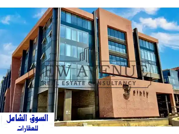 مكتب اداري للبيع في مشروع Three Sixty لشركة لاند مارك استلام شهر 10 بسعر متر 110,00  Three Sixty By LMD New Cairo Mehwar Bin Zayed