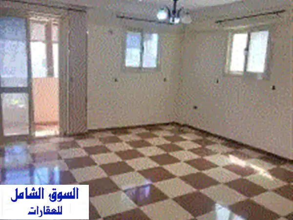 فرصة ذهبية! شاليه علوي مميز للبيع بقرية مصر الجديدة، الساحل الشمالي - بجوار حمام السباحة الرئيسي