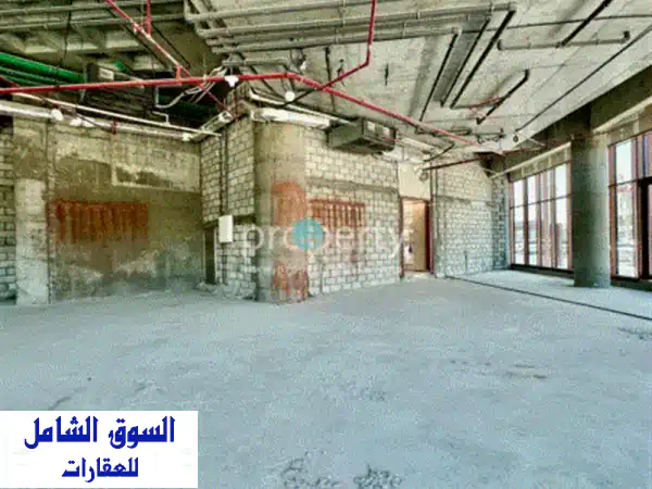 محل تجاري ممتاز للإيجار في حولي. مناسب لجميع الأنشطة التجارية: مقهى، سوبر ماركت، صالون، محل جوالات، ...