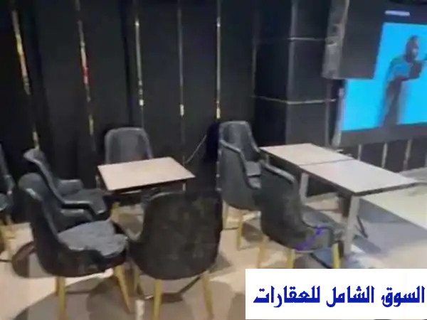 فرصة استثمارية ذهبية: محل 256م مؤجر لكافيه راقٍ...