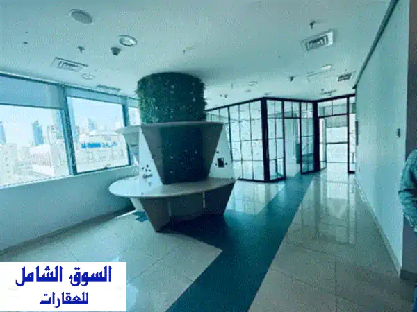 مكتب للإيجار 90م في شرق الكويت: برج حديث،...
