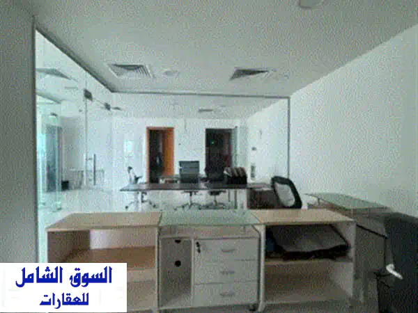مكتب فاخر مفروش بالكامل للإيجار السنوي في المجاز...