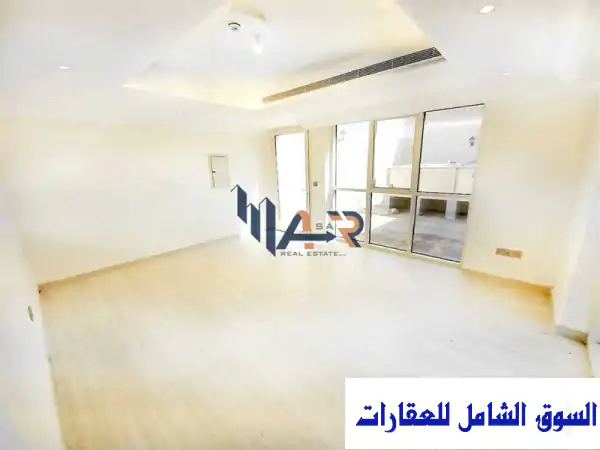 فيلا فاخرة مستقلة للإيجار بالرحبة، أبوظبي | 6 غرف ماستر، حوش واسع، سعر مميز 230,000 درهم!