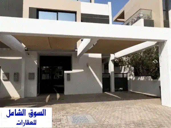 فيلا مودرن فخمة للإيجار بالمنتزه أبوظبي | 5 غرف ماستر...