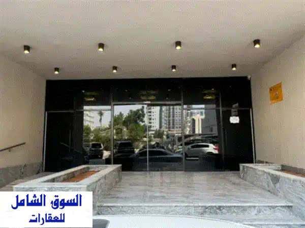 شقة للايجار كورنيش عجمان: غرفتين وصالة أول ساكن...