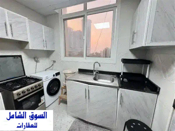 شقتك الراقية بانتظارك! إيجار شهري مميز شقة مفروشة 2+1 بكورنيش عجمان - شامل كل الفواتير والإنترنت!