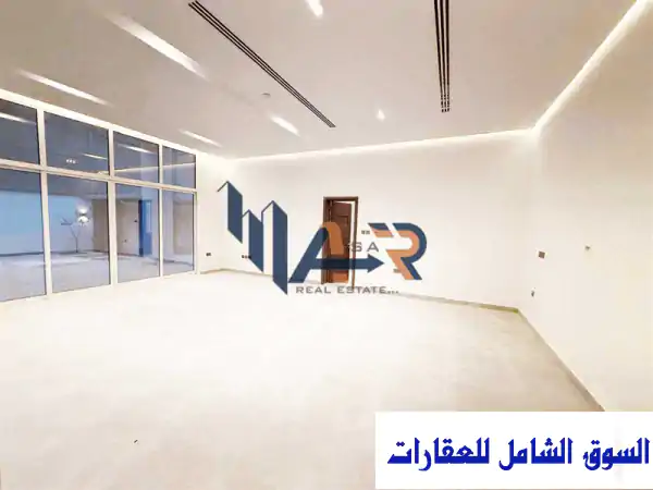 فيلا فاخرة للإيجار بأبوظبي: مستقلة، جديدة (أول ساكن)، مسبح خاص، مصعد وتشطيب مودرن