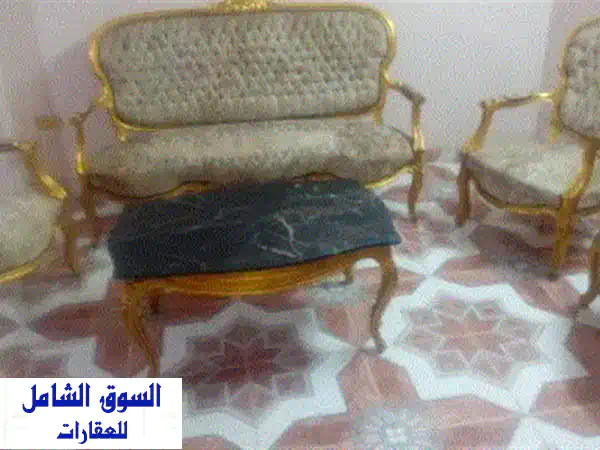 للبيع شقة نظيفة ومفروشة في بناية نظيفة بها مصعد وبواب، تقع في وسط القاهرة، قريبة من جميع الأسواق ... 3