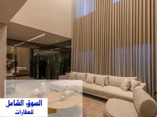 اخر فيلا باقل من سعر الشركه في ارقي كومبوند كاش(15,750,000) كومبوند فيلات فقط فيو لاندسكيب في قلب التجمع جنب الجامعهالامريكيه مساحه واسعه جدا
