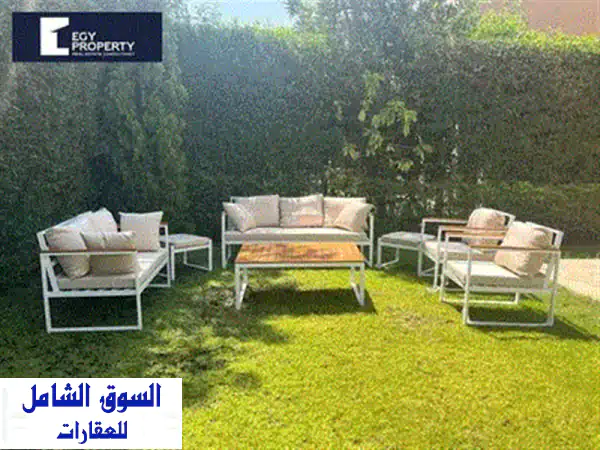 تاون هاوس فيلا الأحلام بكمبوند ليان التجمع: إطلالة خيالية، جاهزة للمعاينة، بسعر خاص! RY-12386 2