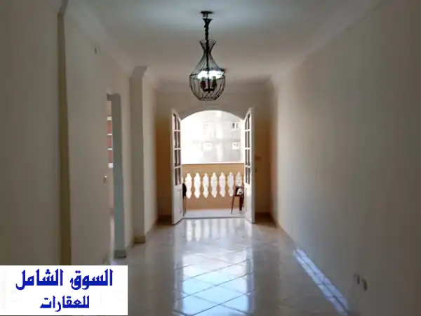 صدق او لا تصدق شقة للبيع عالشارع خالد ابن...