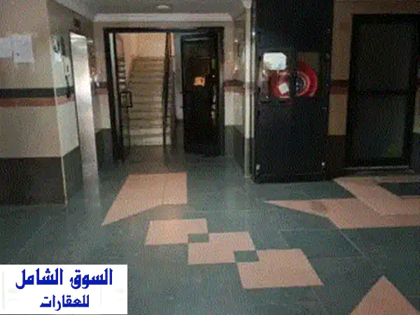 للبيع بناية استثمارية مميزة في البوطينة حي شرق أرضي و6 طوابق مساحة 6662 قدم مربع بين شارعين مكونة ...