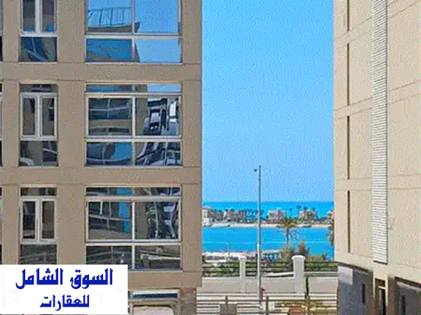 شاليه للبيع فيو خيالي علي lagoon و دقيقه من البحر في مارينا 8 في الساحل الشمالي 4