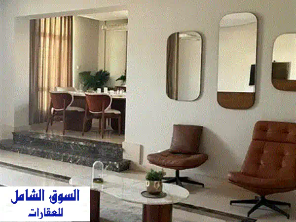 استلم فوري بأقل مقدم فيلا  VIP فـ R5  تشطيب مميـز246 م خدمة بعد البيع من Hyde Park  للبيع في العاصمة الإدارية  بجوار المقصد ولافيستا 3