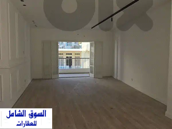 أشرفية بيع شارع شارل مالك ٢٠٠ م ٦٠٠ ألف$ ٧١١٥٩٩١٥  Apartments u0026 Villas For Sale