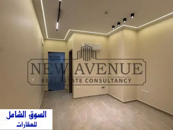 مكتب في ليك فيو متشطب بالكامل مع التكيفات ايجار...