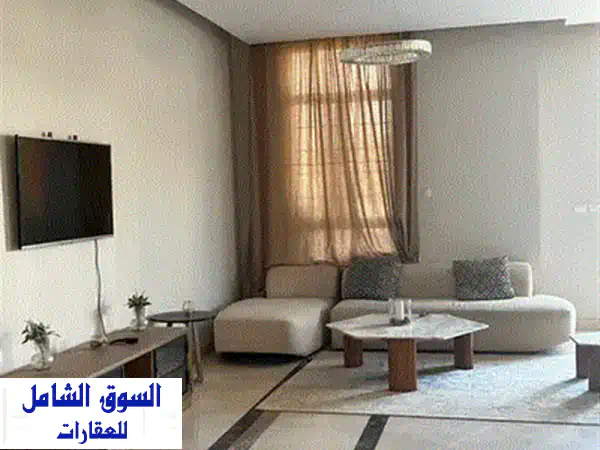 استلم فوري بأقل مقدم فيلا  VIP فـ R5  تشطيب مميـز246 م خدمة بعد البيع من Hyde Park  للبيع في العاصمة الإدارية  بجوار المقصد ولافيستا 4