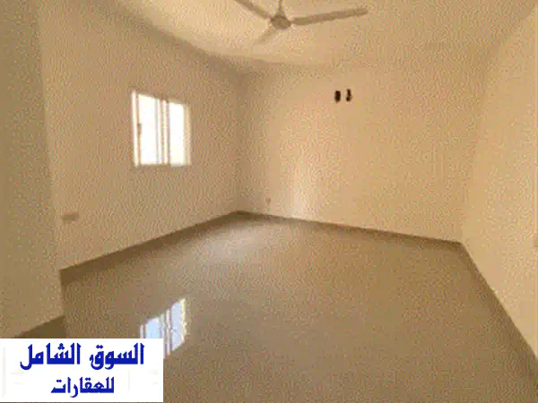 فيلا للإيجار في الحد البحرين: فخامة عائلية 4 غرف نوم...