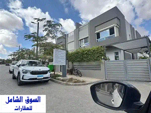 تاون هاوس استلام فورى داخل ايتابا ف قلب الشيخ زايد 3