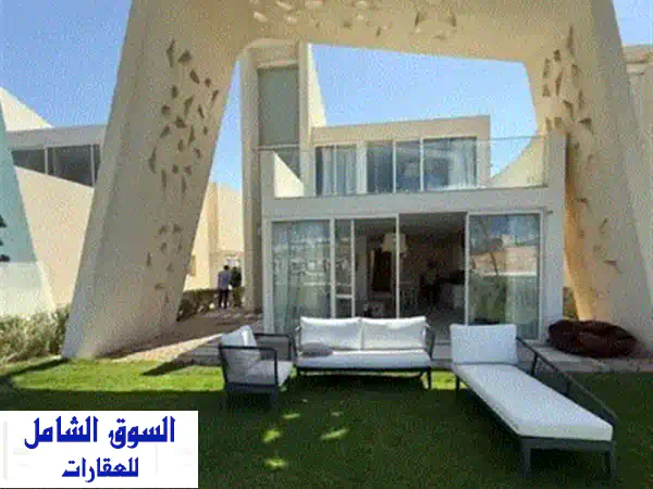 شالييه سى فييو متشطب بالكامل  برايم لوكيشين فى راس الحكمه  الكيلو 211  امام  Hacienda West . 4