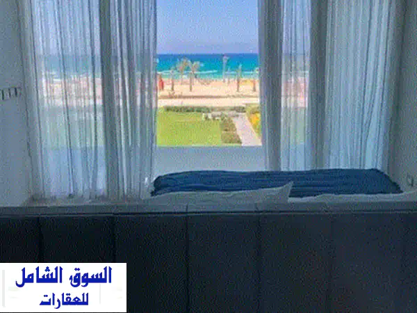 شاليه في قلب البحر استلام متشطب بالتكيفات  وفيو بانورامي علي البحر 2 د مشي للبحر دقائق الي مطار العلمين الجديد The Waterway+lavista 3