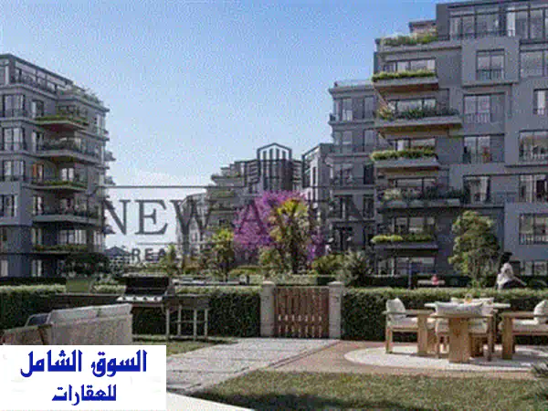 شقه متشطبه بالتكييفات ب اقل سعرلوكيشن مميز بالقرب من مدينتي 2