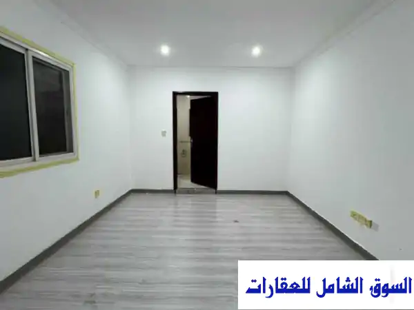 للإيجار بالسالمية شقة غير مفروشة 3 غرف منهم غرفتين ماستر في السالمية حولي