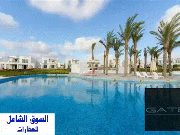 ريسيل  أقل سعر شاليه أرضي 2 غرفة نوم للبيع في ماونتن فيو رأس الحكمة – إطلالة مباشرة على حمام السباحة 2