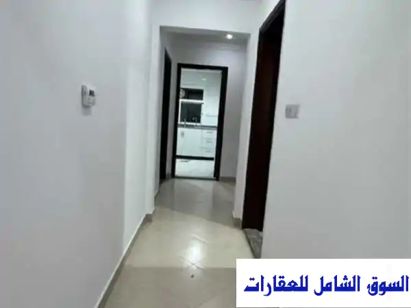 للإيجار بالسالمية شقة غير مفروشة 3 غرف منهم...
