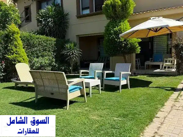 بموقع خيالي فيلا متشطبة بالكامل بسعر خاص للبيع...