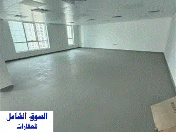 مكتب للبيع في المجاز 2 الشارقة | تملك حر لجميع الجنسيات | 2754 قدم ومواقف مجانية!