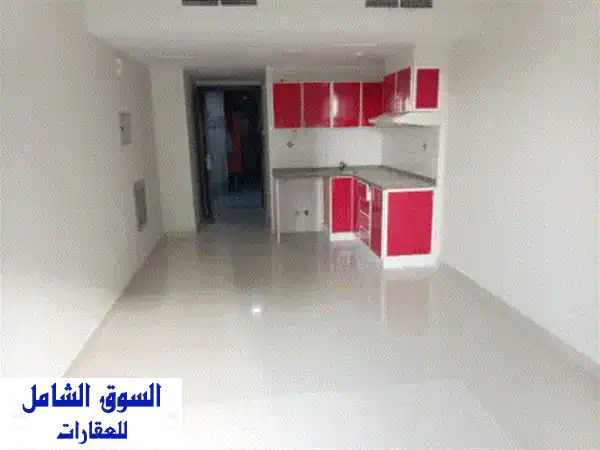 عرض نادر استوديو مع بالكونة للإيجار السنوي...