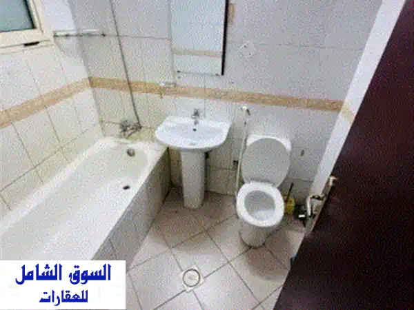استوديو مفروش إيجار شهري شامل جميع الفواتير في البوطينة شارع نستو ب 2300 و500 تأمين فقط عائلي