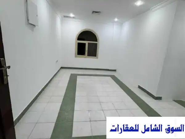 للإيجار بالسالمية شقة غير مفروشة 3 غرف منهم غرفة...