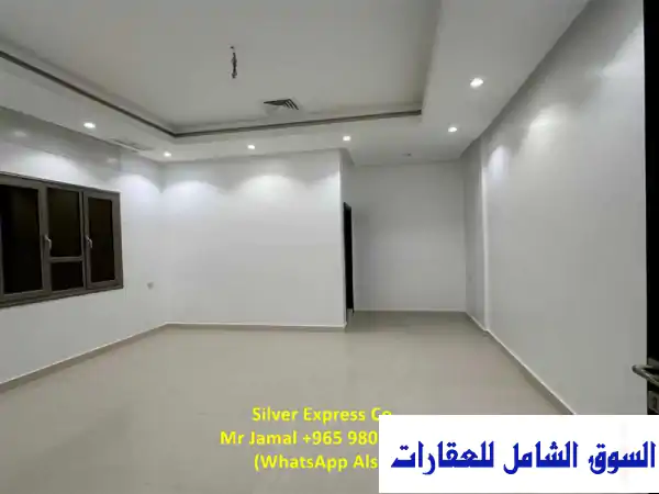 شقة للإيجار في منطقة فهد الأحمد 3 غرف نوم ملاحظة النوافذ محطمة الأحمدي