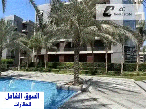 شقه استلام فوري بأقل سعر في كمبوند الباتيو أورو التجمع الخامس 3