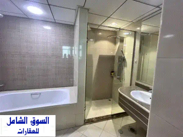 امتلك الآن: شقة فسيحة غرفتي نوم للبيع بكورنيش عجمان | الرميلة 1 | 2150 قدم مربع | استثمار مميز 4