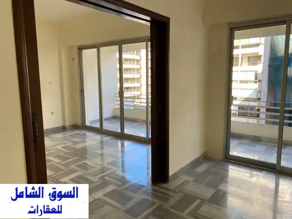 شقة غير مفروشة مجددة بالكامل للإيجار 180 متر مربع /...