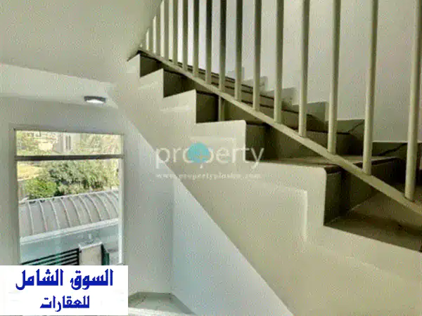 فيلا 5 غرف نوم للإيجار في سلوى، الكويت. الطابق الأرضي غرفة معيشة واسعة، غرفة طعام، حمام ضيوف ومنطقة ...