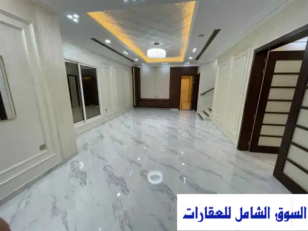 # فيلا كلاسيكية للإيجار في حي الزاهية فرصة مميزة للسكن عجمان