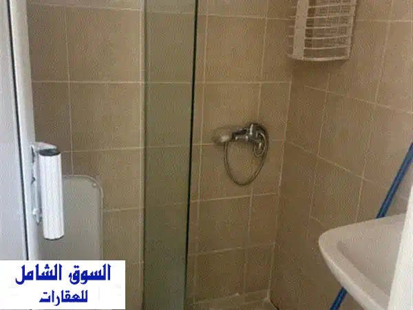 استوديو نصف مفروش للإيجار في الحد، يتكون من غرفة وحمام ومطبخ، بسعر 180 دينار بحريني شامل (الماء ...
