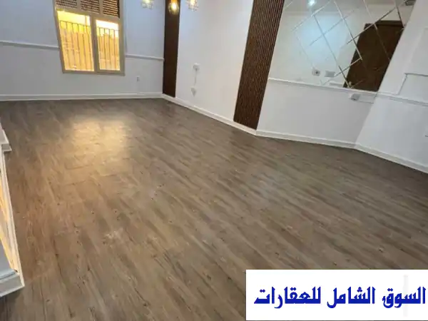 للإيجار شقة غير مفروشة بالزهراء مساحات كبيرة...