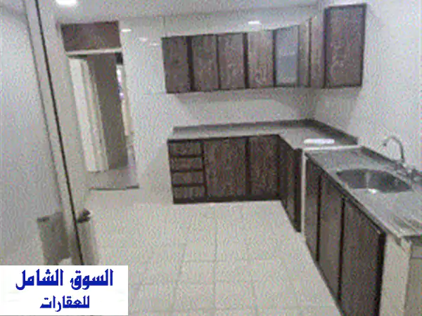 للإيجار: بيت من طابقين في مدينة عيسى، يتكون من 4 غرف،...