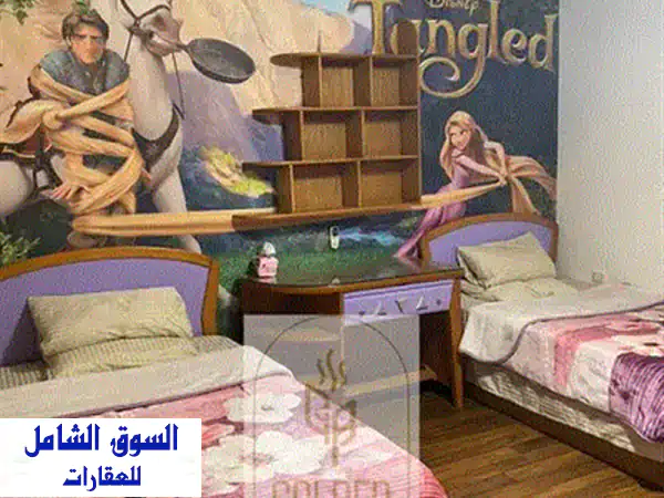 فيلا كلاسيك مكيفة بمسبح ساخن ب 5 غرف نوم و صالتين 200 م في كمبوند لافيدا البستان