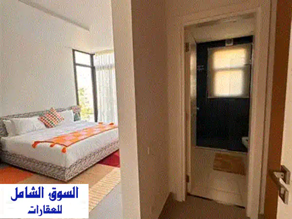 شاليه  متشطب بالتكييفات فيو البحر بمشروع June  براس الحكمه 3
