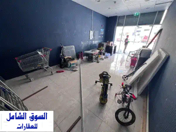 محل للإيجار السنوي في النعيمية 1 بموقع مميز أمام مدرسة الحكمة مباشرة. فرصة مناسبة لأصحاب المشاريع ...