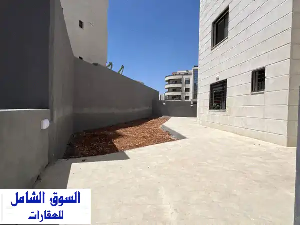 شقة ارضية طريق المطار خلف المدارس العالمية خربة...