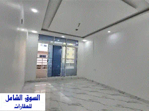 البحرين  الحد. شقة جديدة للبيع. نظام عربي. مع المكيفات. تتكون من مجلس مستقل وصالة مستقلة و4 غرف ... 3