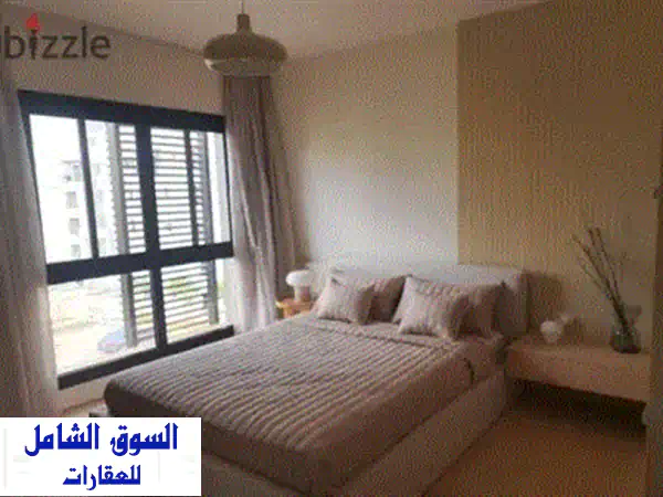 شقة متشطبة استلام فوري  في اويست امام مول مصر 4